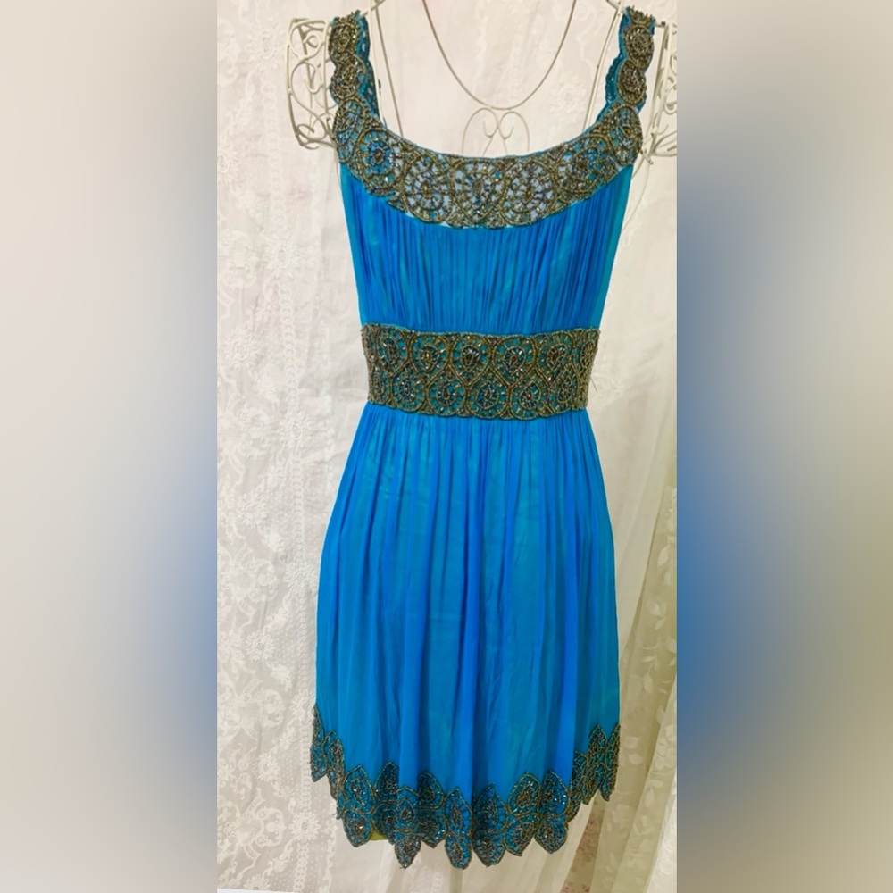 adrianna papell Evening dress Peacock Blue Beaded Short
Sleeveless formal P4